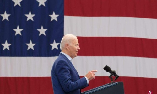 拜登簽署對華“敏感技術(shù)”投資限制令，中方回應