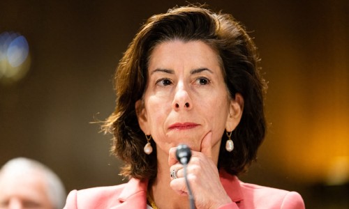 訪華后，美商務(wù)部長(zhǎng)雷蒙多本周將與美主要企業(yè)CEO會(huì)面