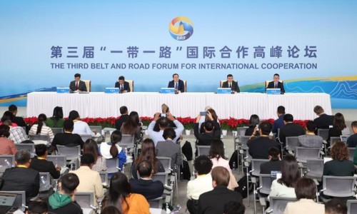 第三屆“一帶一路”高峰論壇，向各國企業(yè)家發(fā)出召喚，攜手實現(xiàn)共同發(fā)展繁榮（環(huán)球網(wǎng)）