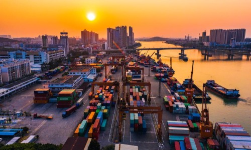 海外網(wǎng)評(píng)-世界需要“重建信任”，中國(guó)值得信任（環(huán)球時(shí)報(bào)）