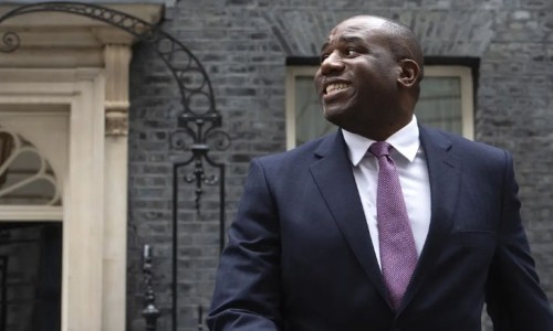 英國政壇釋放“重啟對華關(guān)系”信號，英媒稱英國外交大臣可能本周訪華（環(huán)球時報）