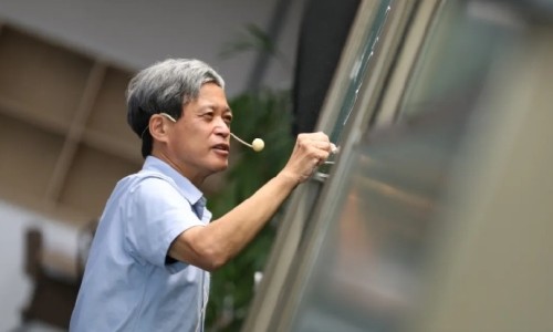 港媒報道“中國學(xué)術(shù)實力增強吸引頂尖科學(xué)家”（環(huán)球時報）