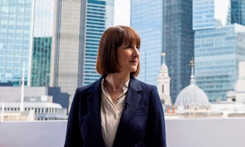 英媒披露報(bào)道多名金融高官將隨英財(cái)相訪華，“凸顯此訪對(duì)英國政府的重要性”（環(huán)球時(shí)報(bào)）