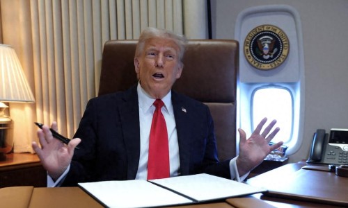 外媒報(bào)道“美國(guó)對(duì)華加征關(guān)稅帶來(lái)藥品短缺風(fēng)險(xiǎn)”（環(huán)球時(shí)報(bào)）