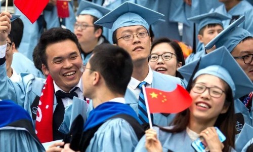 美媒報(bào)道“撤銷(xiāo)中國(guó)學(xué)生簽證如何傷害加州”（環(huán)球時(shí)報(bào)）